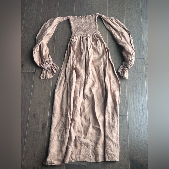 Petal and Pup Domenica Dress Size 6 Small Off Shoulder. Linen - Picture 7 of 8